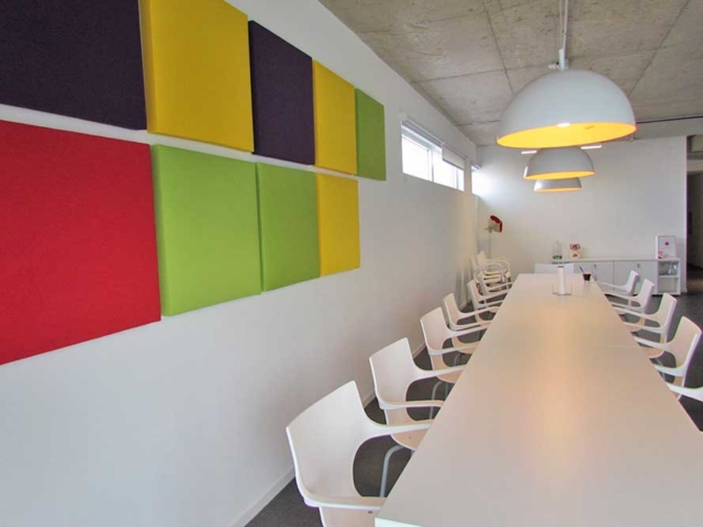 PLAYTOWN - PANELES ACUSTICOS - OFICINAS