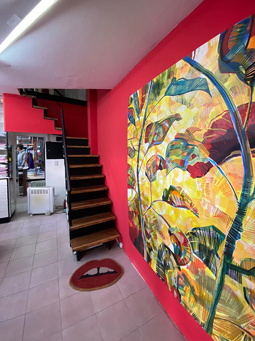MURAL EN INTERIOR LOCAL