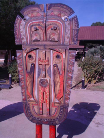 PARQUE ACUATICO - ESCULTURA POLINESIA